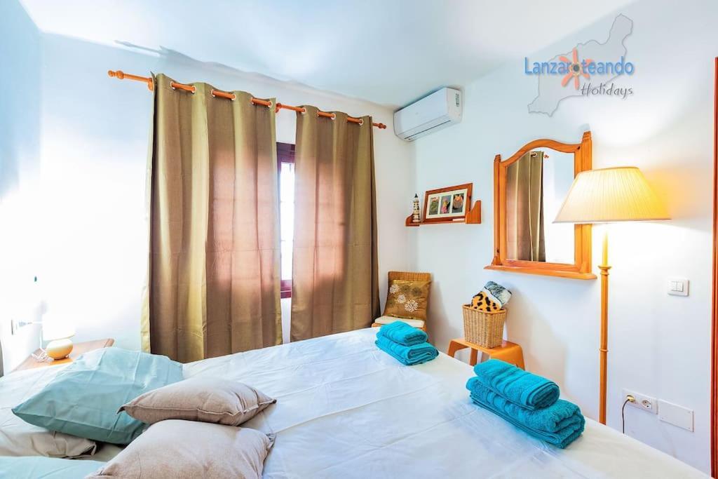 Casita El Faro En Playa Bastian Aircon In The Bedrooms Vv Costa Teguise Exterior photo