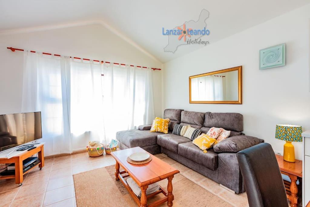 Casita El Faro En Playa Bastian Aircon In The Bedrooms Vv Costa Teguise Exterior photo